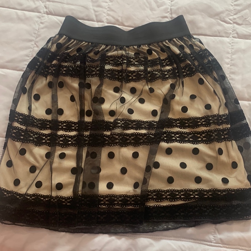NWT Black and Champagne Mesh Skirt with Black Lace Size Small